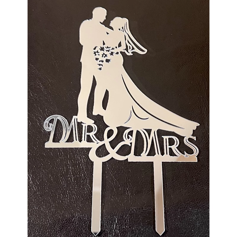 Tortadísz Mr - Mrs felirat Menyasszony és vőlegény