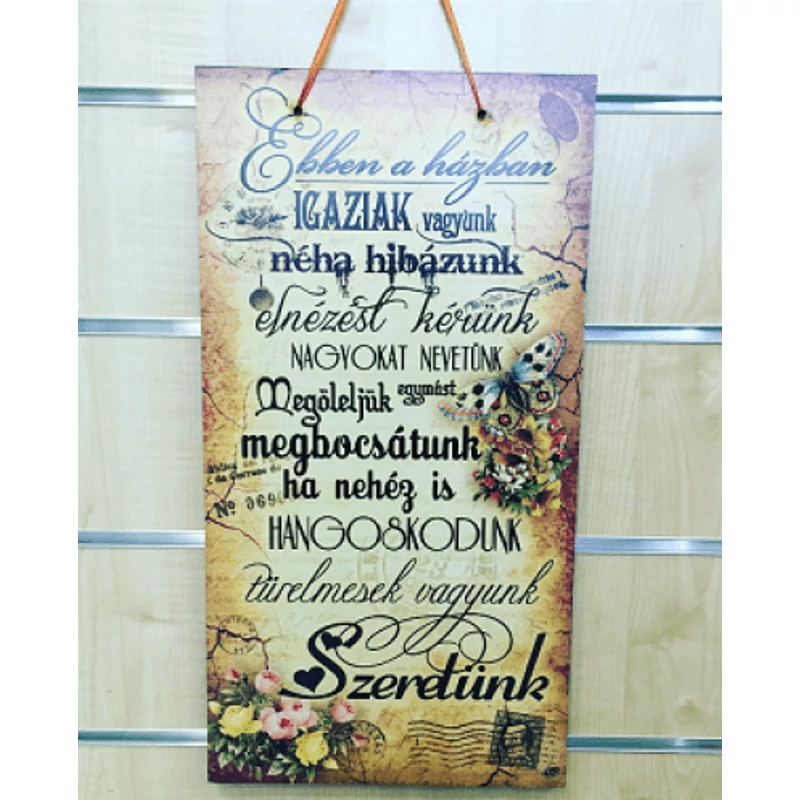 Dísztábla-Ebben a házban