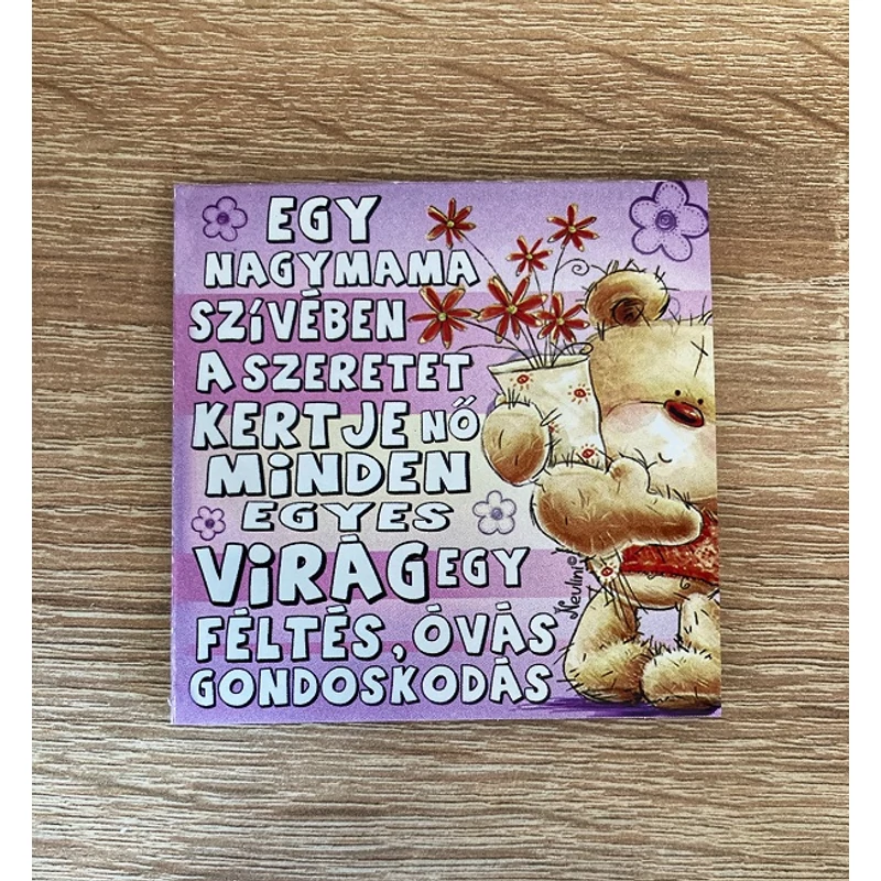 Hűtőmágnes A nagymama szívében - Ajándék Nagymamának