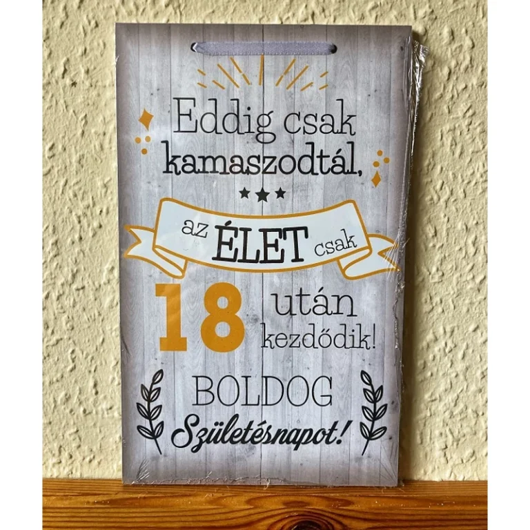 Dísztábla kicsi - Eddig csak kamaszodtál 18