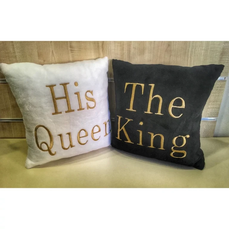 The King - His Queen páros párna arany