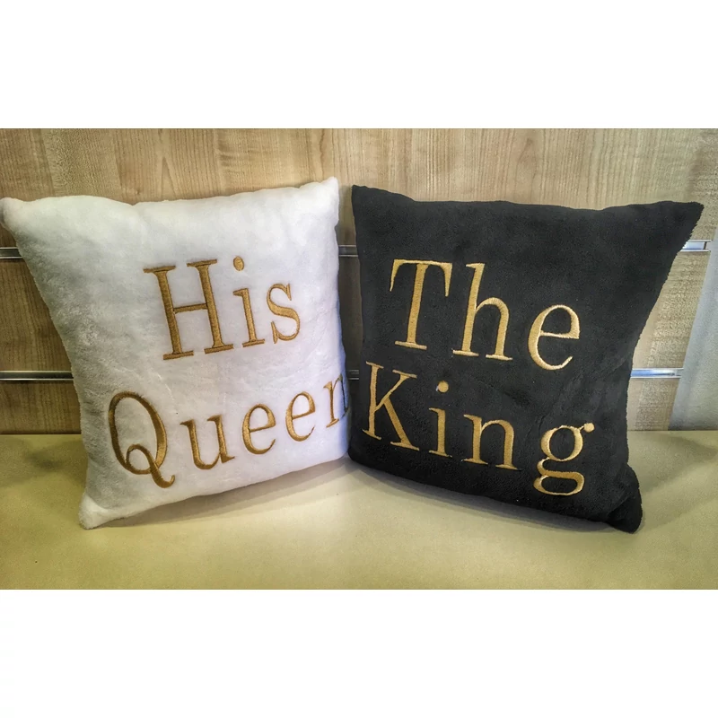 The King - His Queen páros párna arany